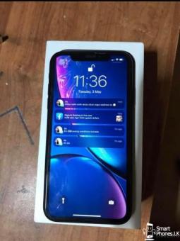 iPhone XR